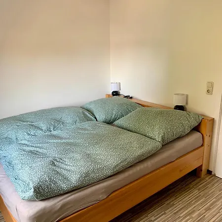 Kleines Reihenhaus Im Chiemgau Apartmán *