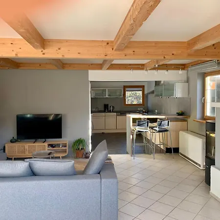 Kleines Reihenhaus Im Chiemgau Apartmán *