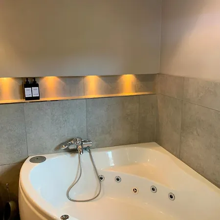 Kleines Reihenhaus Im Chiemgau Apartament *